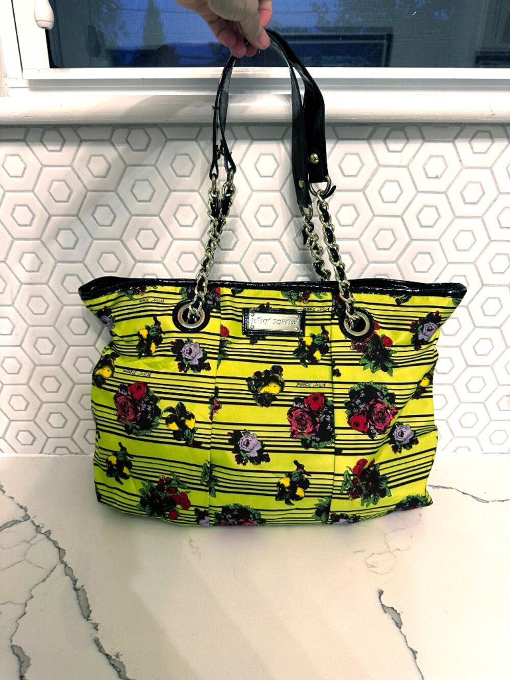 Betsey Johnson lime green tote bag/purse with roses